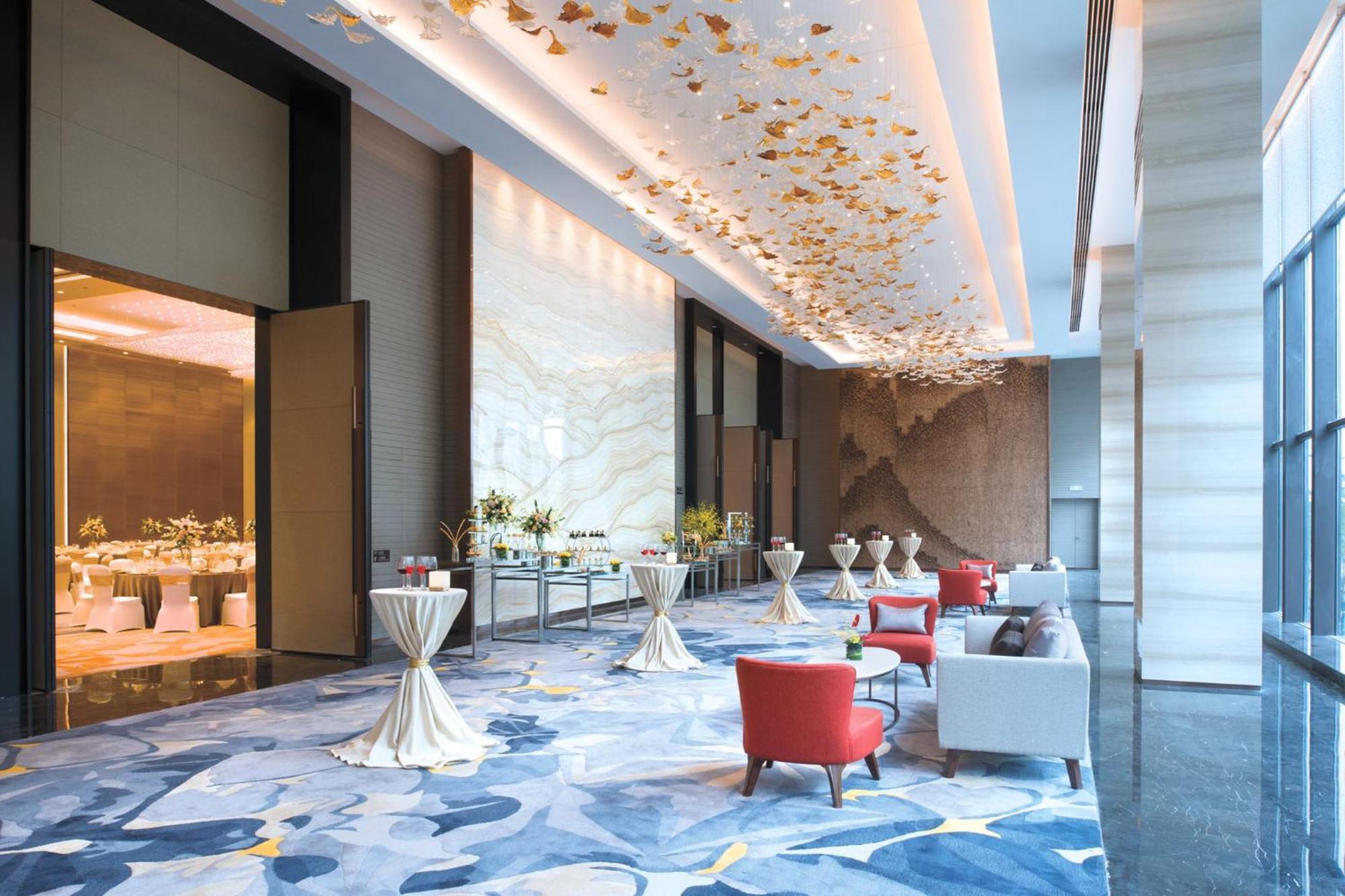 Crowne Plaza Hangzhou Qiantang - The Subway Can Reach The West Lake Scenic Area As Well As The Airport And High-Speed Rail Station, Adjacent To Jinsha Lake And Longfor Paradise Walk エクステリア 写真